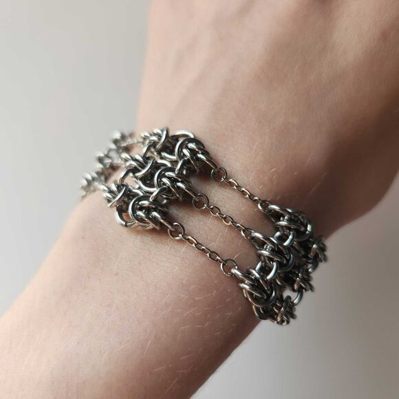 Vintage gothic chainmail silver barbed wire bracelet - Picture 4 of 8